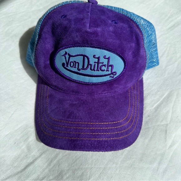 Von Dutch Accessories - NWOT Von Dutch Hat